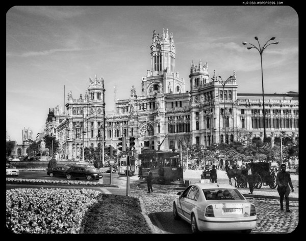 Plaza de Cibeles 1915-2009 (Click para ampliar)